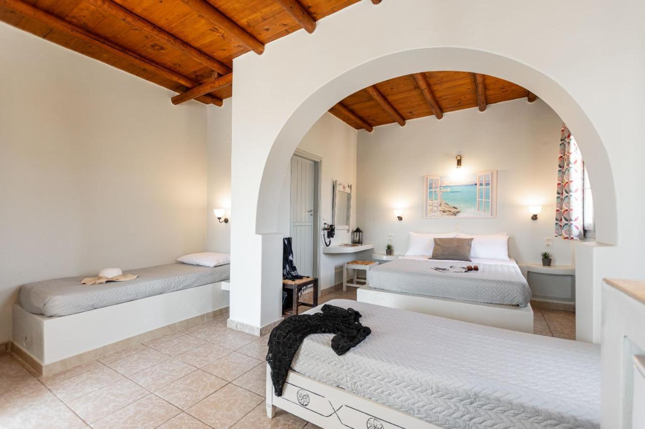 Michalios Luxury Hotel *