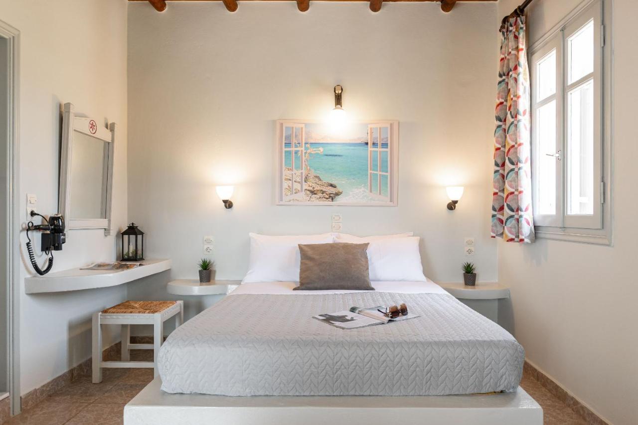 Michalios Luxury Hotel *